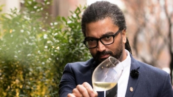 Bruno Almeida, sommelier em Nova Iorque