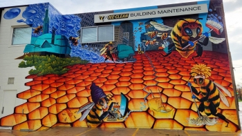 Mais de 4 mil portugueses trabalham na Bee Clean no Canadá