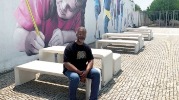 António Conceição e a arte de dar vida a ruas e fachadas