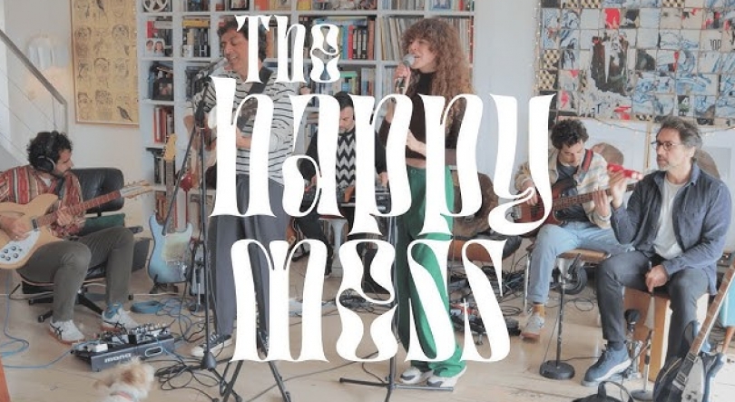 The Happy Mess feat. Emmy Curl, “Dançar no Escuro”