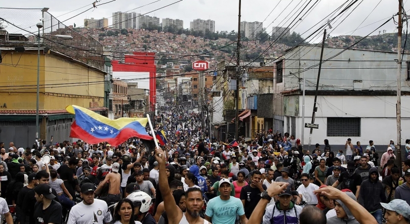 Governo atento à Venezuela, tudo bem com portugueses