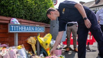 Southport, Inglaterra, em choque com morte de crianças