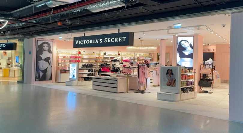 A Victoria’s Secret renovou o seu espaço no Aeroporto de Lisboa