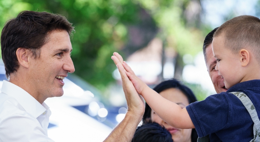 Deputados luso-canadianos defendem renovação do partido de Trudeau