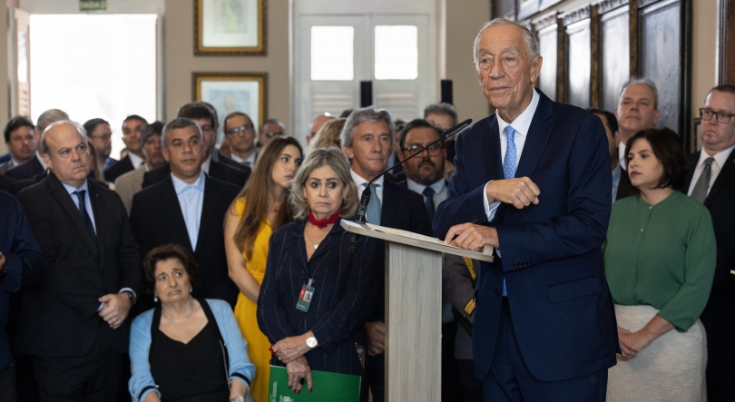 Imagem de Marcelo Rebelo de Sousa anuncia consulados, cinco no Brasil