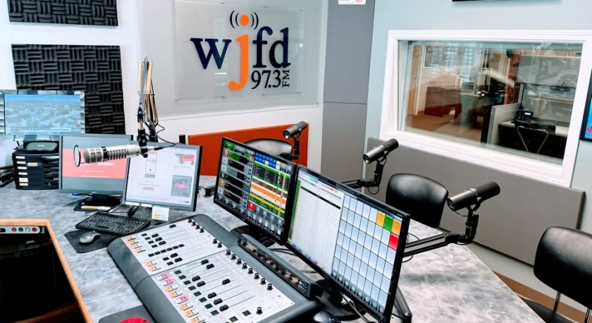 Imagem de A rádio portuguesa de New Bedford completou 50 anos