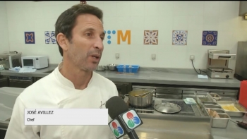 Imagem de José Avillez em Macau com 40 alunos