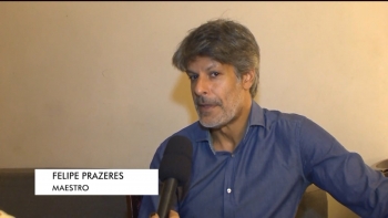 Imagem de Maestro na orquestra do Teatro Municipal do Rio de Janeiro