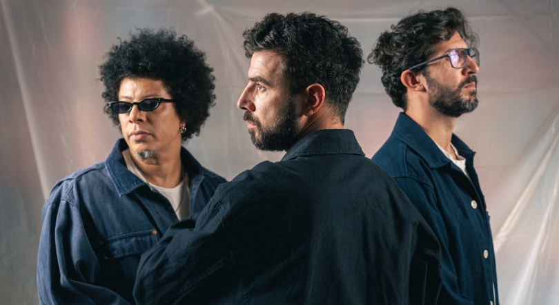 Imagem de Holy Nothing com Luca Argel, 