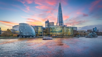Imagem de 250 antigos universitários portugueses encontraram-se em Londres