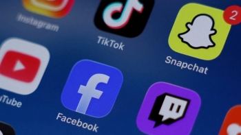 Imagem de Parlamento aprova limitação de acesso de crianças e jovens a redes e plataformas online