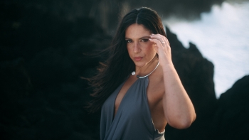 Imagem de Marisa Oliveira, “Mar Salgado”